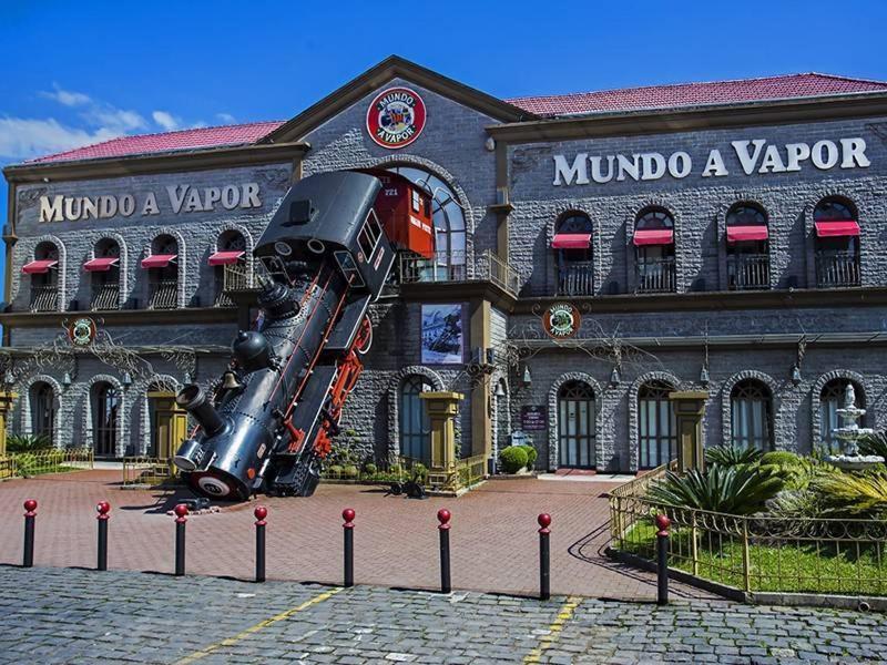 Apartamento Luxuoso No Cond Vista Do Quilombo A 50 Metros Do Hard Rock Cafe Грамаду Екстериор снимка
