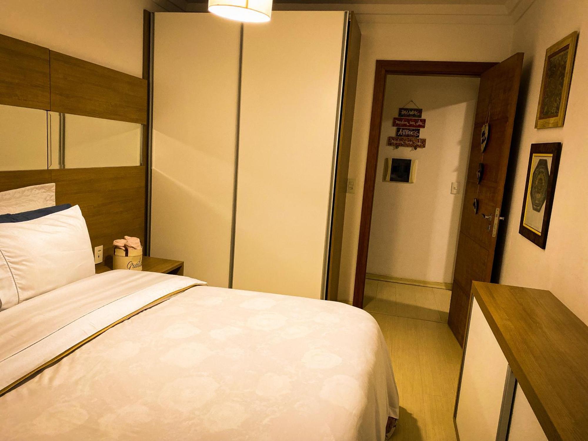 Apartamento Luxuoso No Cond Vista Do Quilombo A 50 Metros Do Hard Rock Cafe Грамаду Екстериор снимка